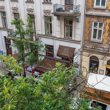 Emilii Plater 12: Central Apartment with Balcony Warsaw Exterior photo